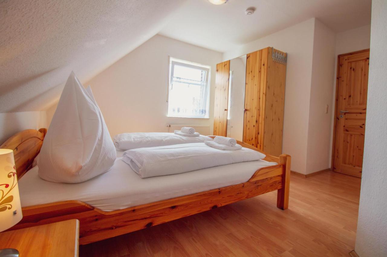 Haus Leuchtturm - Ebbe Apartment Krummhoern Luaran gambar