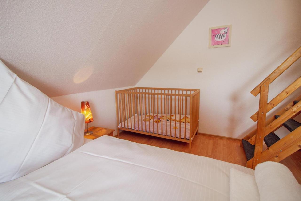 Haus Leuchtturm - Ebbe Apartment Krummhoern Luaran gambar