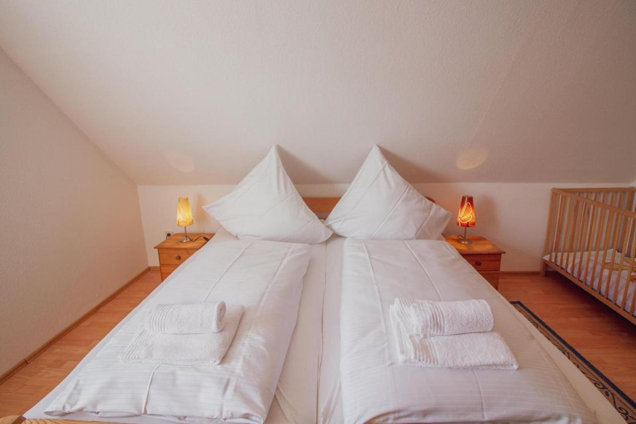 Haus Leuchtturm - Ebbe Apartment Krummhoern Luaran gambar